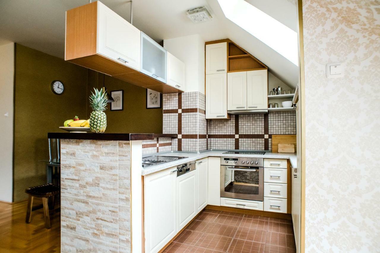בודפשט Hollo Apartment - Private Garage - A/C מראה חיצוני תמונה