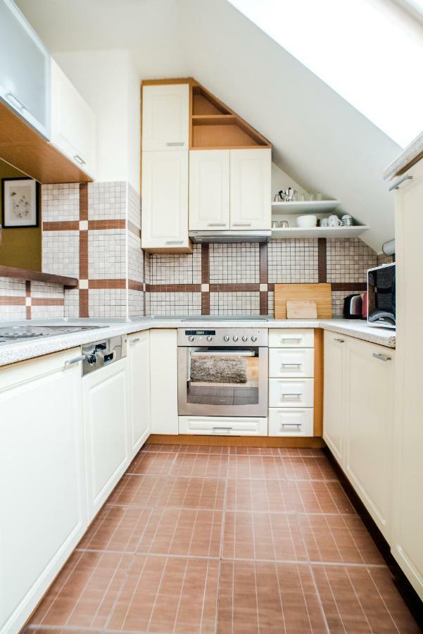 בודפשט Hollo Apartment - Private Garage - A/C מראה חיצוני תמונה